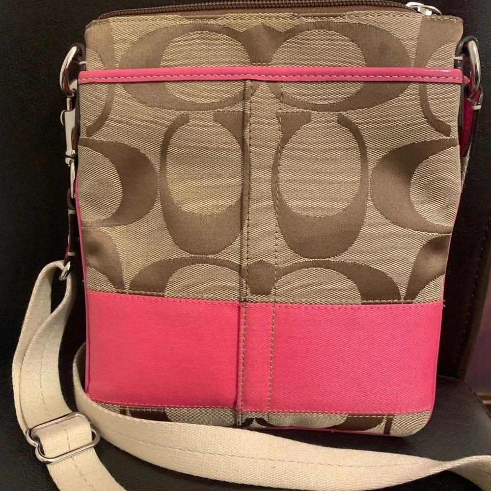 Coach Tan and Pink Crossbody Bag - Picture 2 of 4